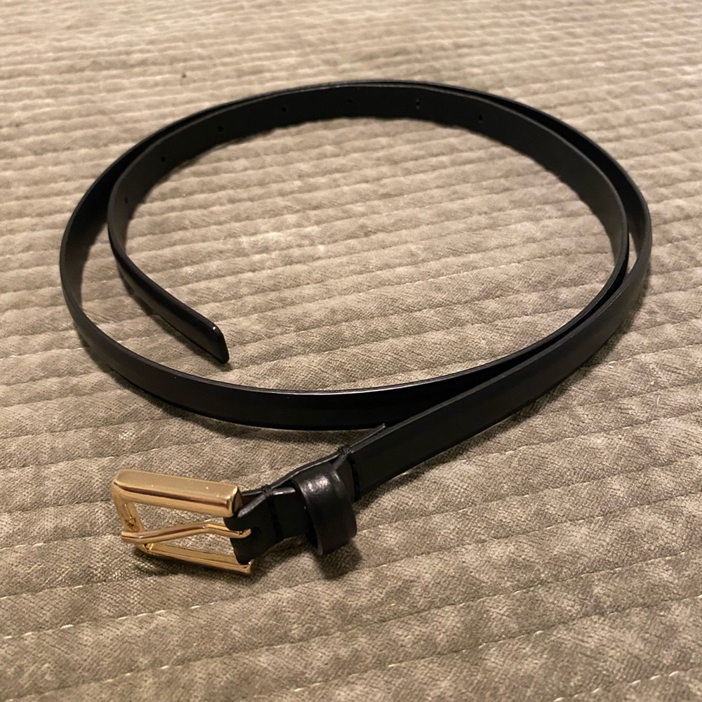 Cos Slim Leather Belt Black M/L like new